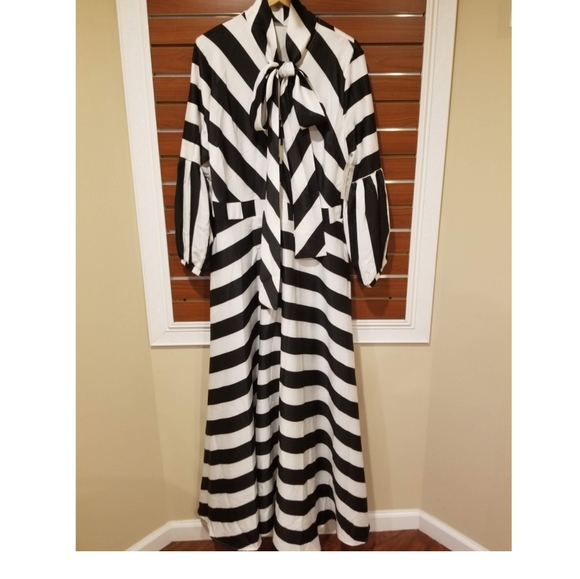 Dress Final price drop - Picture 2 of 2